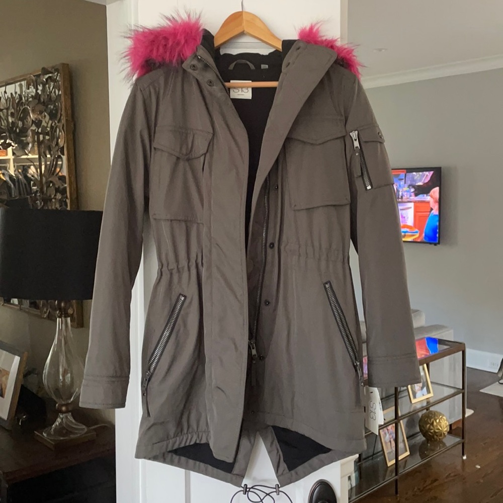 S13 XS NWT jacket with fur hood